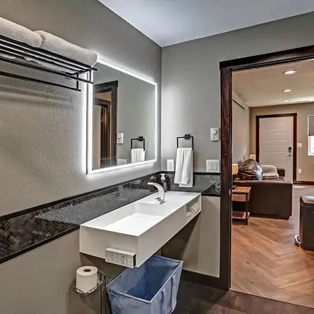 Modern Luxurious Stay Bidet Lighted Mirror Rapid City Exterior foto